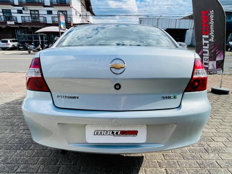 CHEVROLET - PRISMA - 2010/2010 - Cinza - R$ 31.900,00