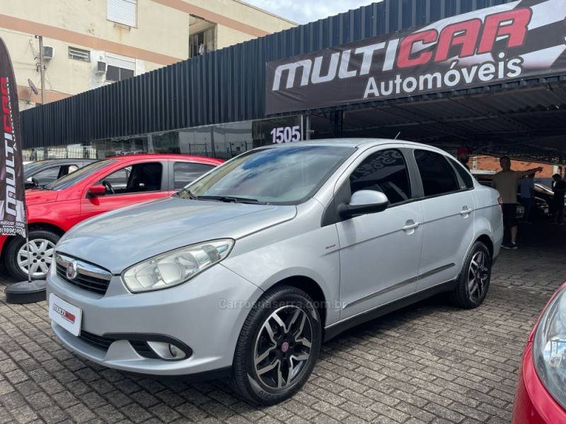 FIAT - SIENA - 2012/2013 - Cinza - R$ 37.900,00