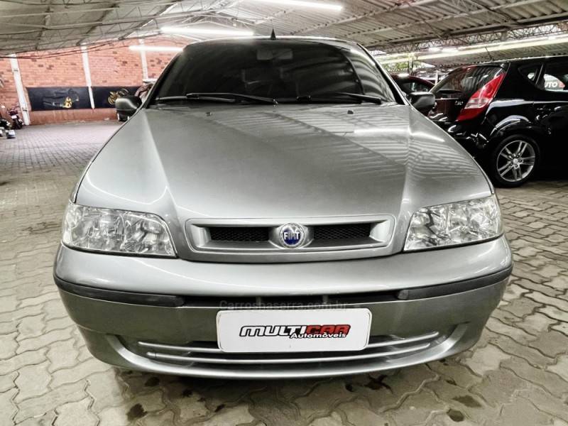 FIAT - PALIO - 2005/2006 - Cinza - R$ 25.900,00