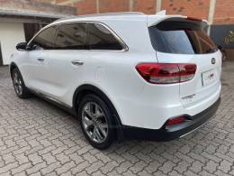 KIA MOTORS - SORENTO - 2018/2018 - Branca - R$ 143.900,00