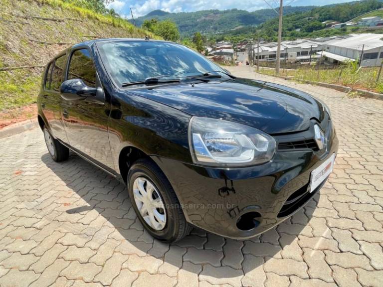 RENAULT - CLIO - 2015/2016 - Preta - R$ 36.900,00