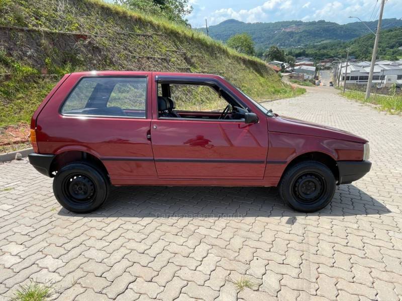 FIAT - UNO - 1994/1994 - Vinho - R$ 10.900,00