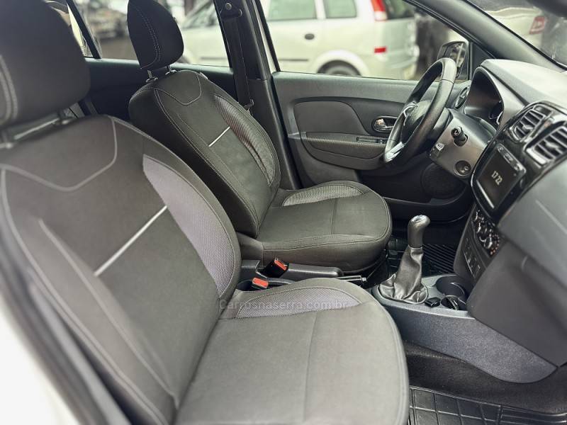 RENAULT - SANDERO - 2019/2020 - Branca - R$ 53.900,00