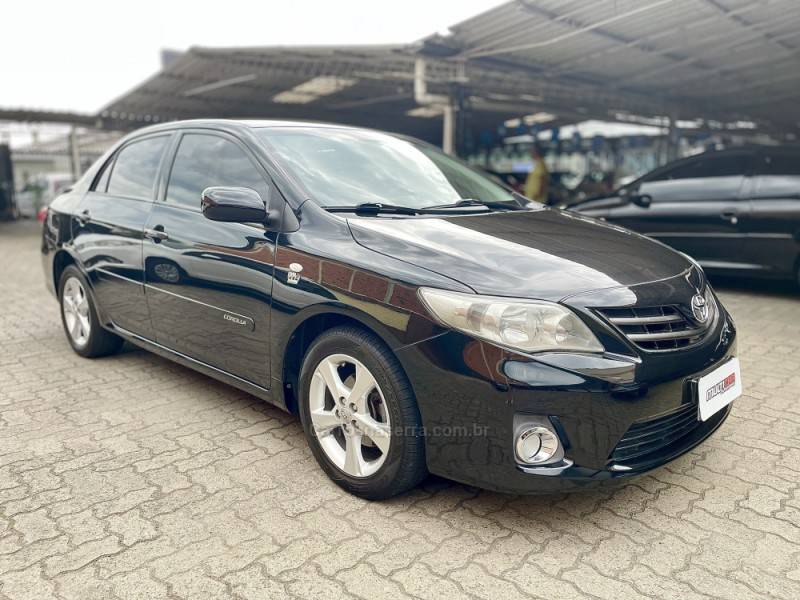 TOYOTA - COROLLA - 2013/2013 - Preta - R$ 62.900,00