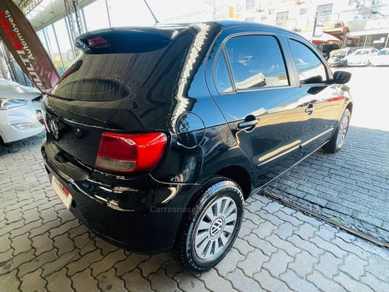 VOLKSWAGEN - GOL - 2012/2012 - Preta - R$ 31.900,00