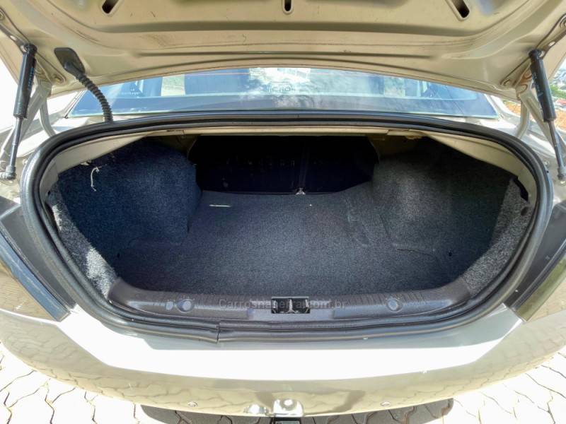 FORD - FIESTA - 2012/2012 - Cinza - R$ 34.900,00