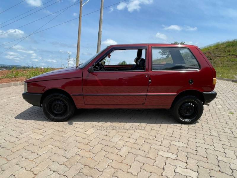 FIAT - UNO - 1994/1994 - Vinho - R$ 10.900,00